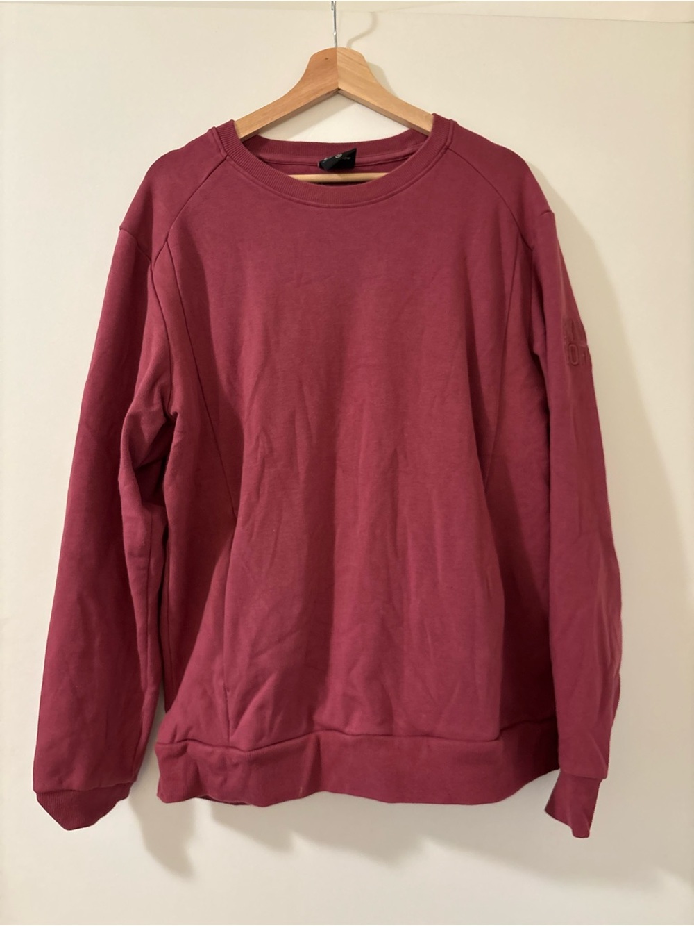 Men's GYM + COFFEE Crewneck Sweater in Burgundy